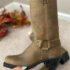 Frye Harness 12R riding boots